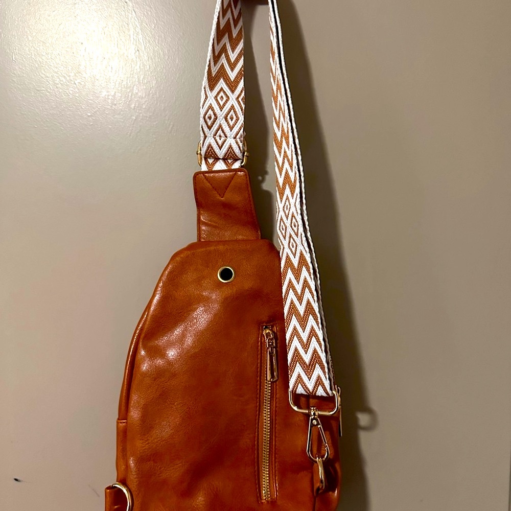 Brown Sling Bag With Patterned Strap - image 2